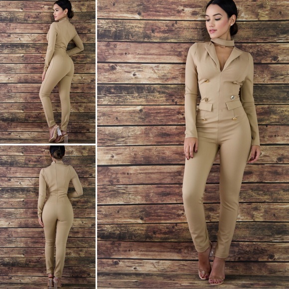 (NEW) Choker Style Jumper - Picture 3 of 6